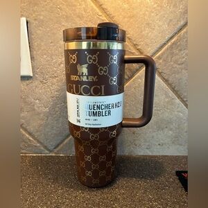 Stanley Tumbler 40 ounce